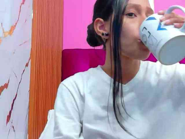 yourcuteneighbourr