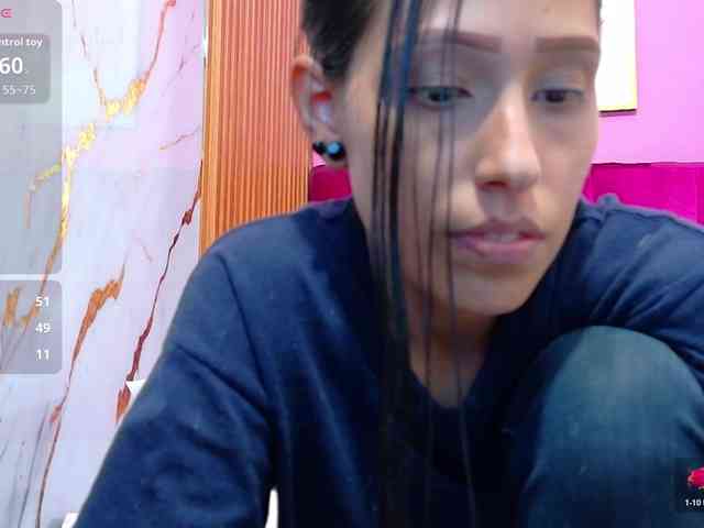 yourcuteneighbourr webcam