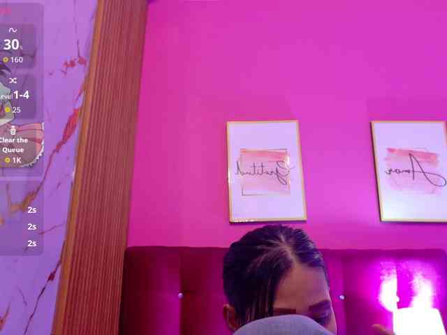 yourcuteneighbourr webcam