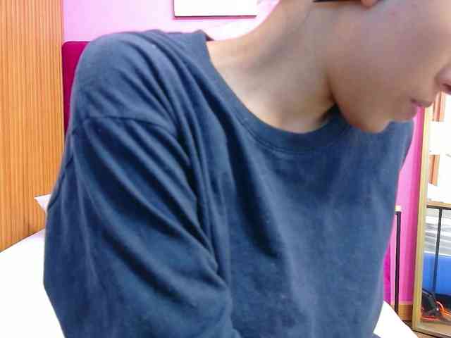 yourcuteneighbourr