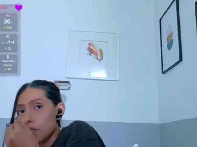 yourcuteneighbourr webcam