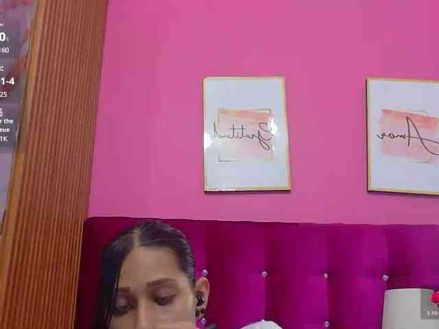 yourcuteneighbou... Live Webcam on BongaCams