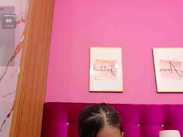 yourcuteneighbourr webcam
