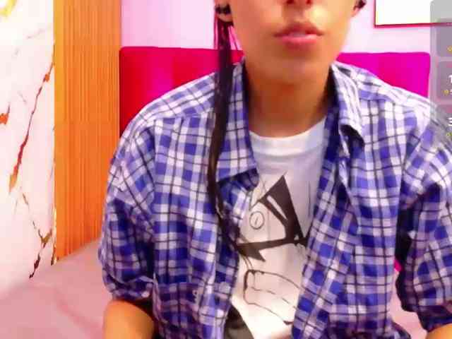 yourcuteneighbourr