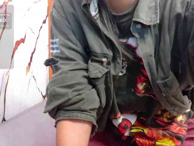 yourcuteneighbourr webcam
