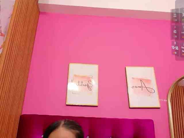 yourcuteneighbourr