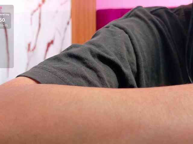 yourcuteneighbou... Live Webcam on BongaCams