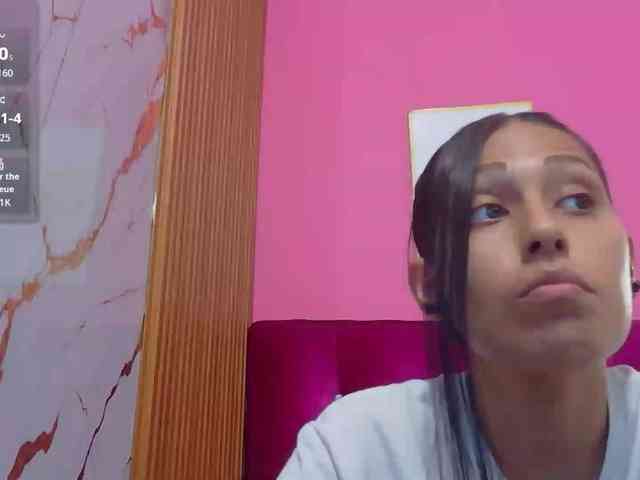 yourcuteneighbou... Live Webcam on BongaCams