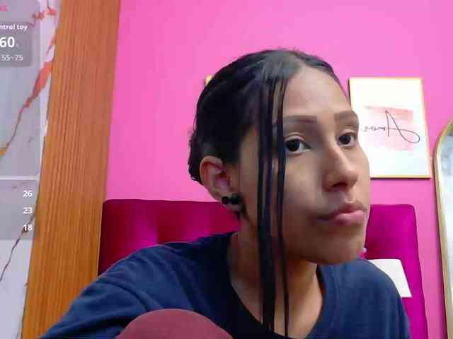 yourcuteneighbourr webcam