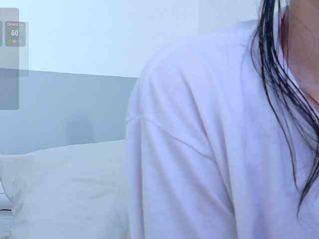 yourcuteneighbourr webcam