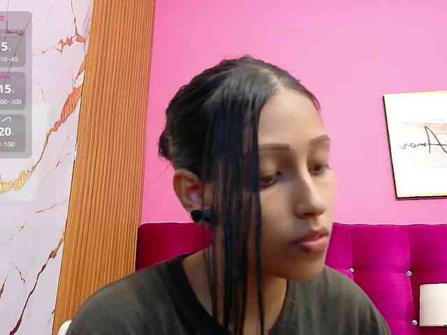 Model: yourcuteneighbourr