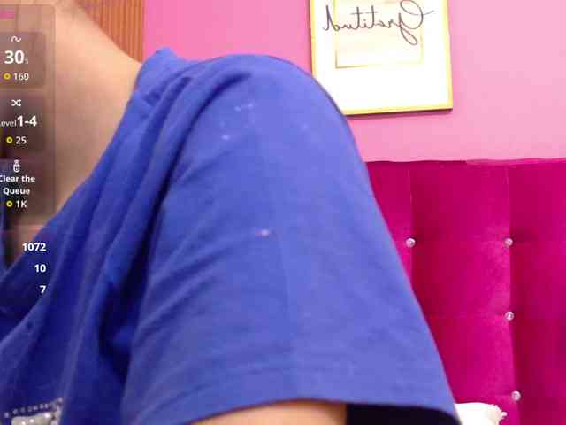 yourcuteneighbou... Live Webcam on BongaCams