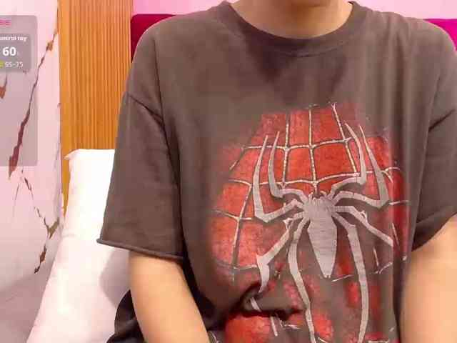 yourcuteneighbourr's webcam live show