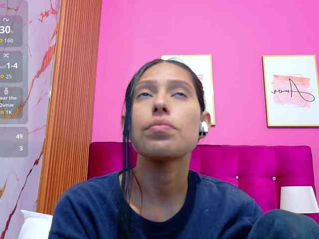 yourcuteneighbourr webcam