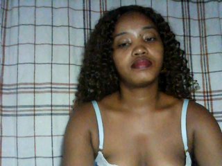 kylie11's Live Webcam