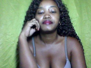 kylie11's Live Webcam