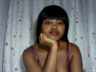 kylie11's Live Webcam