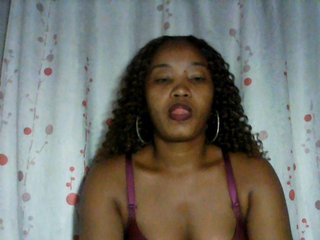 kylie11's Live Webcam