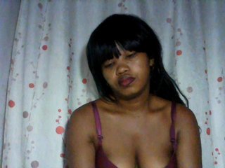 kylie11's Live Webcam