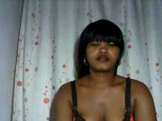 kylie11's Live Webcam
