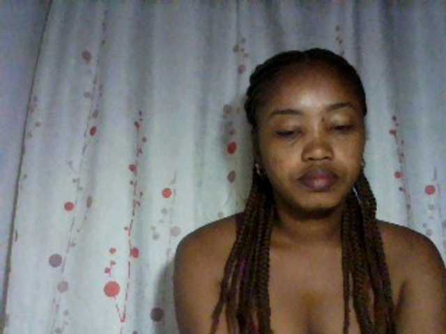 kylie11 live webcam show