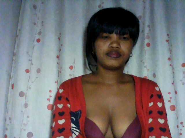 kylie11 live cam on UnifiedCams
