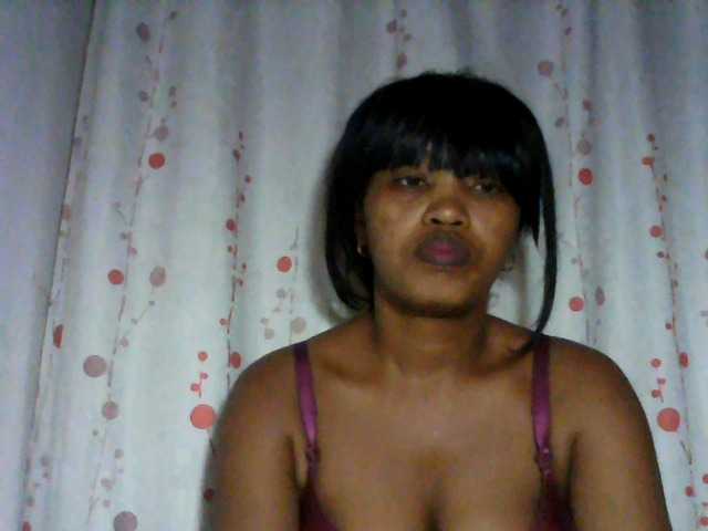 kylie11 live cam on UnifiedCams
