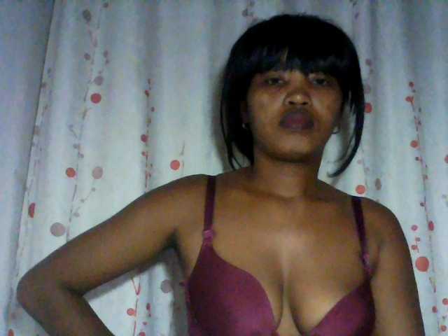 kylie11 live cam on UnifiedCams