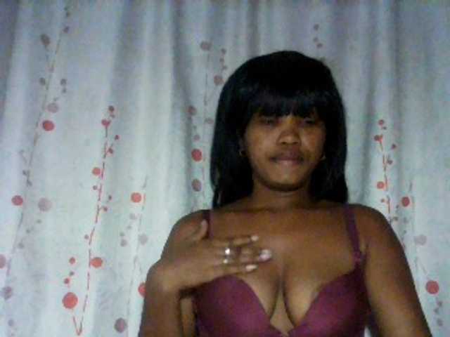 kylie11