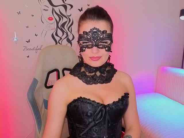 SelenaBlooms webcam