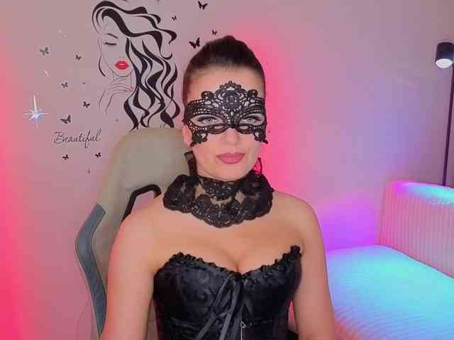 SelenaBlooms webcam