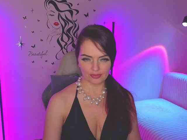 SelenaOlson SelenaOlson