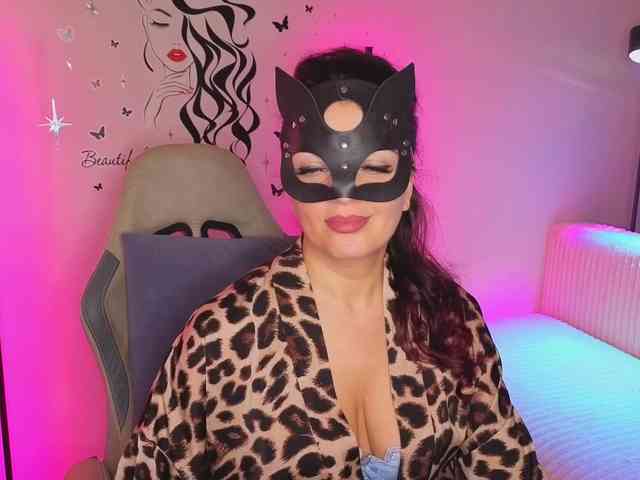 SelenaOlson SelenaOlson