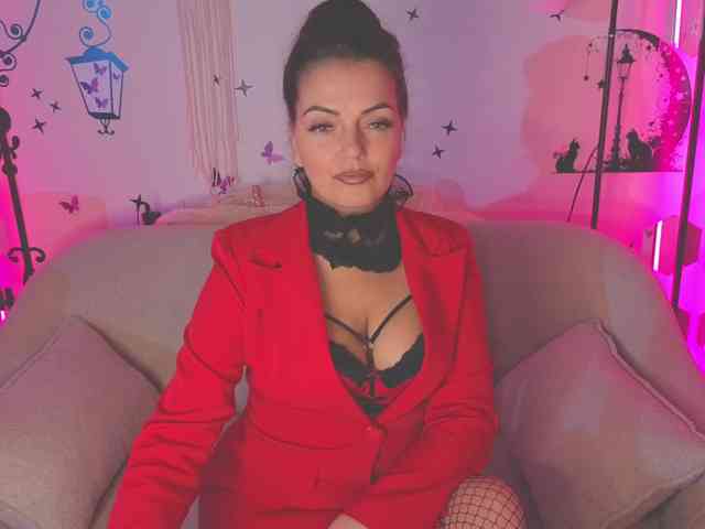 SelenaOlson SelenaOlson