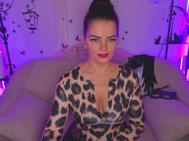 SelenaOlson Live Webcam on BongaCams