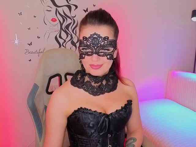 SelenaBlooms webcam