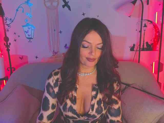 SelenaBlooms webcam