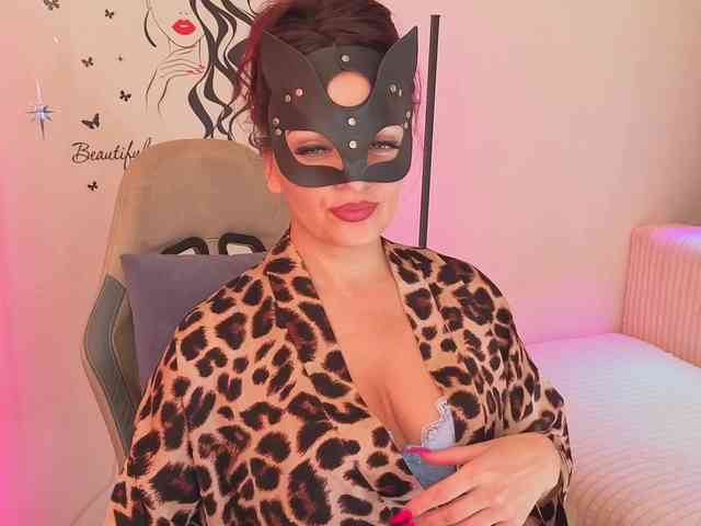 SelenaBlooms webcam