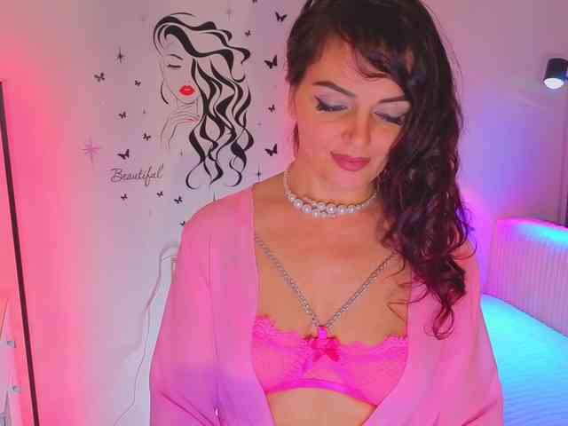 SelenaBlooms webcam