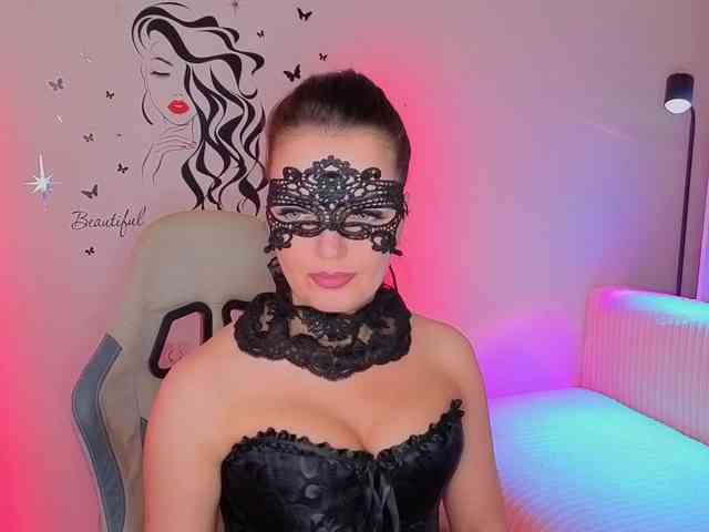 SelenaBlooms webcam