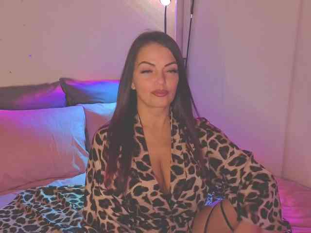 SelenaBlooms webcam