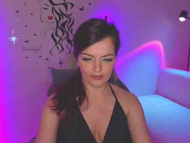 SelenaOlson SelenaOlson