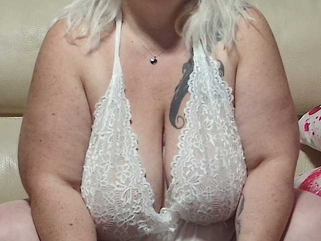 enchaleur76-1 live cam on BongaCams