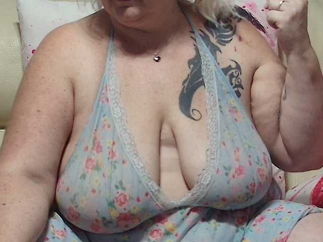 enchaleur76-1 live cam on BongaCams