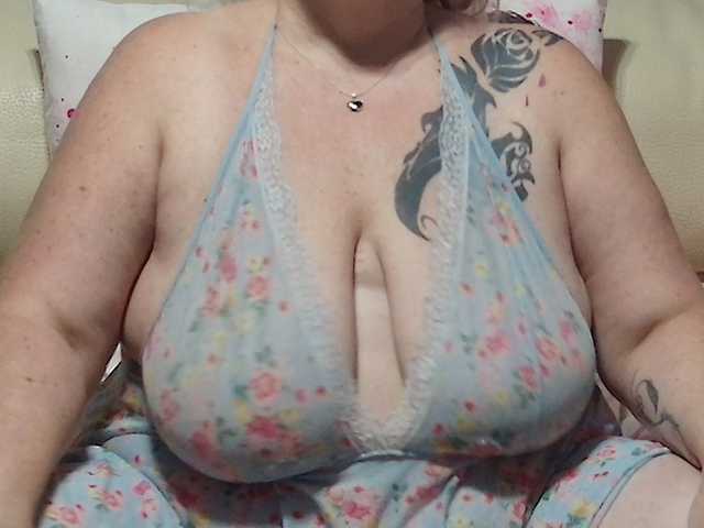 enchaleur76-1 live cam on BongaCams