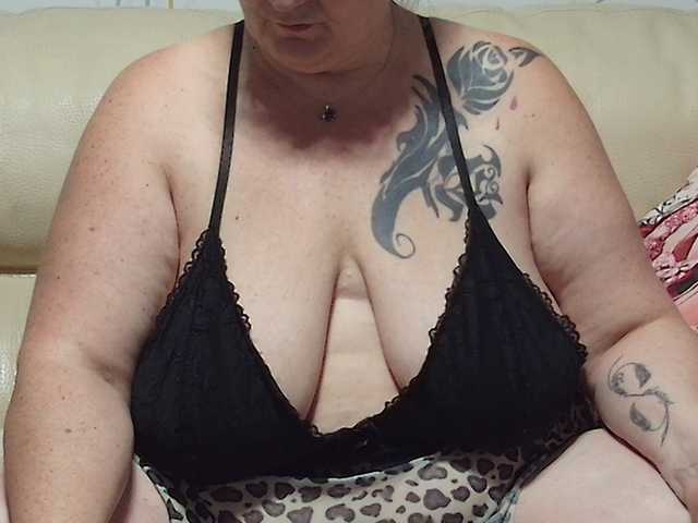 enchaleur76-1 live cam on BongaCams