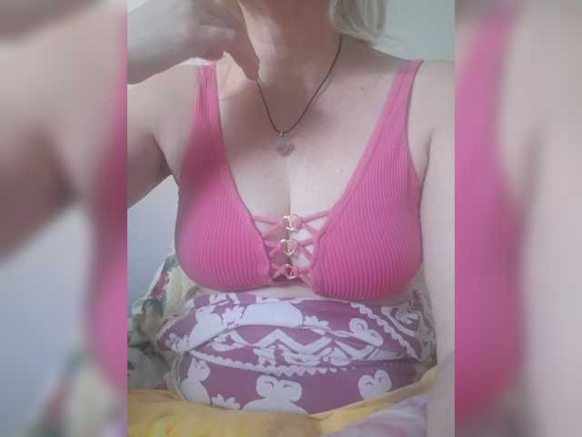 MOON37x live cam on BongaCams