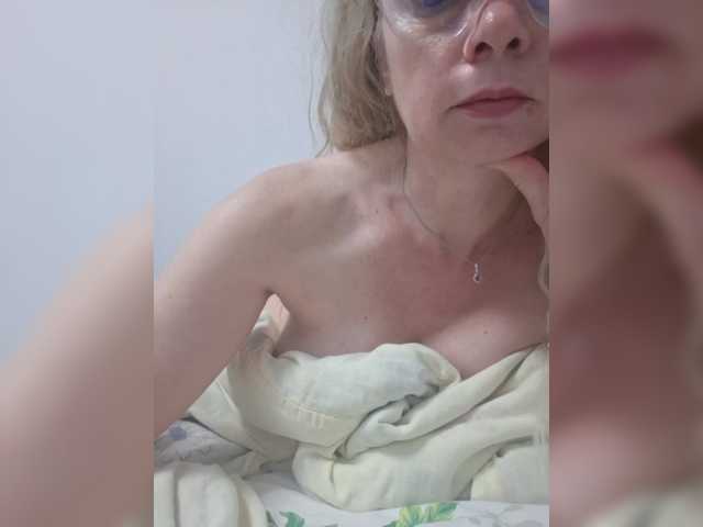 MOON37x live cam on BongaCams