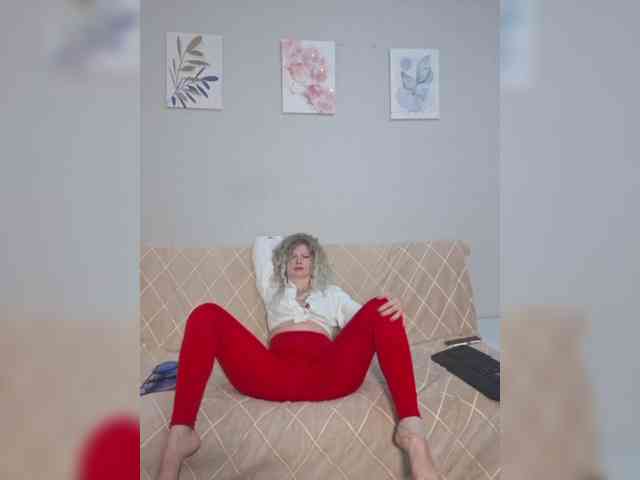 MOON37x Sex Cam Show