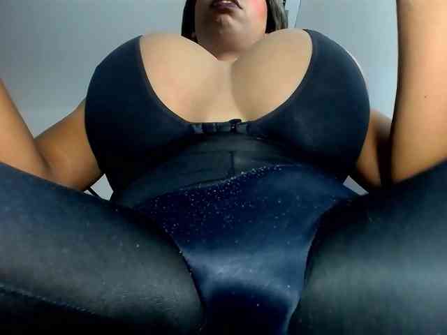 valentinabigcock Live Webcam on BongaCams